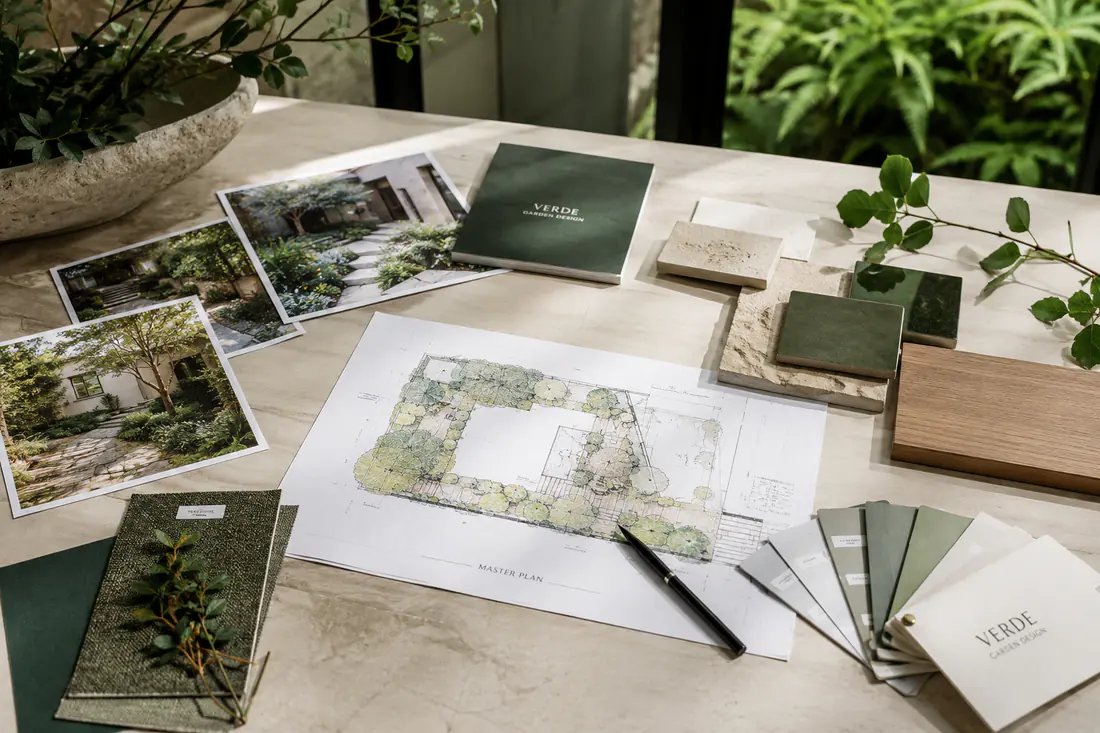 庭院设计材料、图纸和植物样本